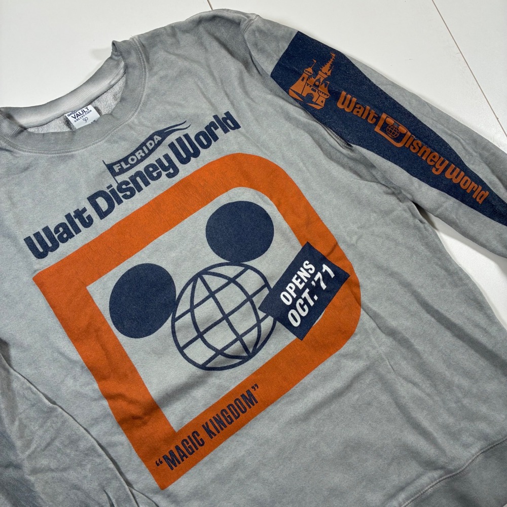 Disney Vault Collection Sweatshirt Medium Grey Magic Kingdom Opens Oct 71